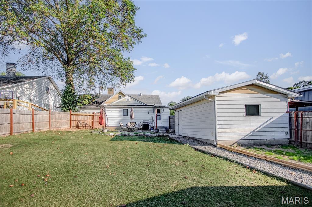 120 East Center Street Brighton, IL 62012 - Photo 45 of 48