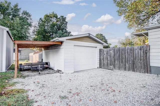 $136,000 | 120 East Center Street, Brighton, IL 62012