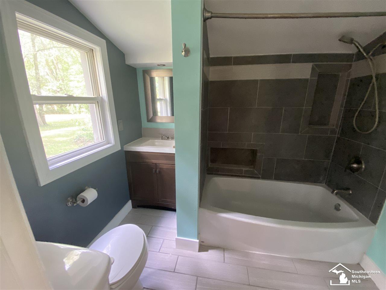 10617 Jackman Road Temperance, MI 48182 - Photo 14 of 30