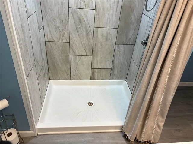 a bathroom with a tub