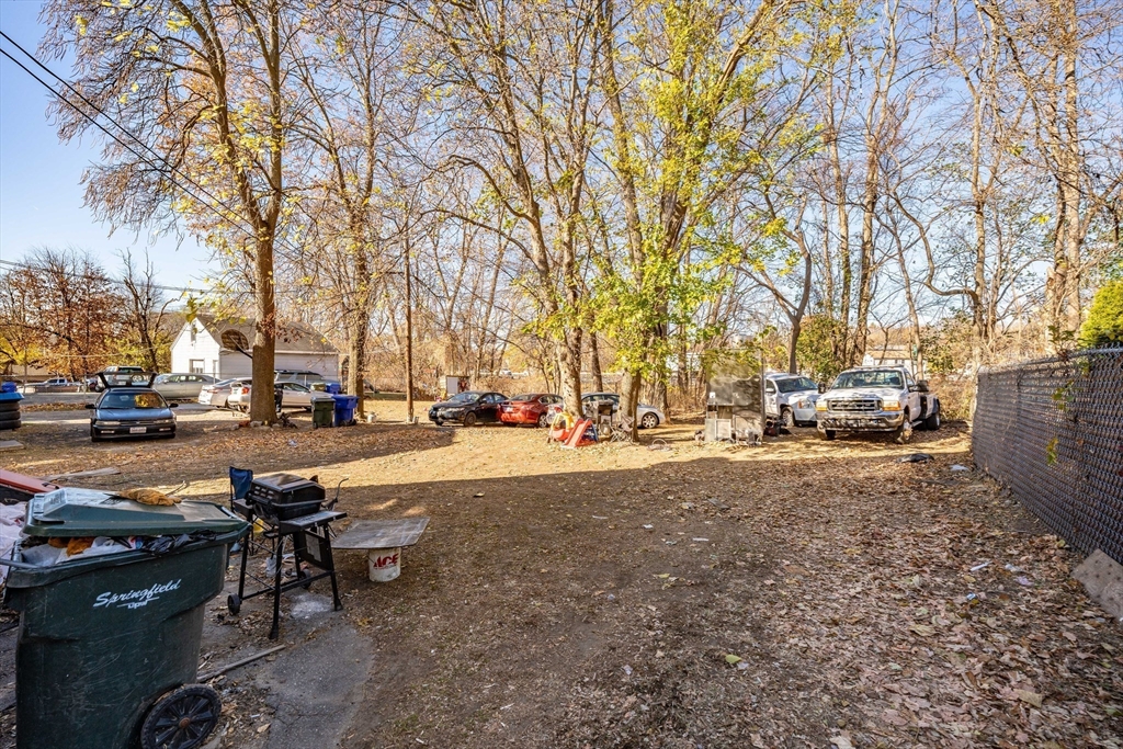 452 Franklin Street Springfield, MA 01104 - Photo 14 of 17 Gallery Image 14