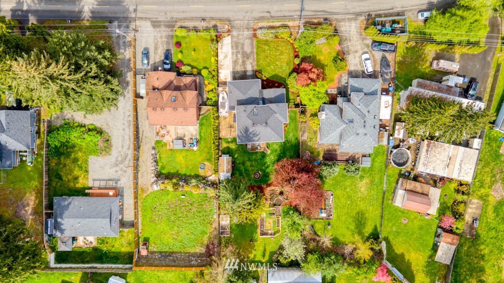 7414 Vandermark Road East Bonney Lake, WA 98391 - Photo 38 of 40 an aerial view of residential houses with outdoor space