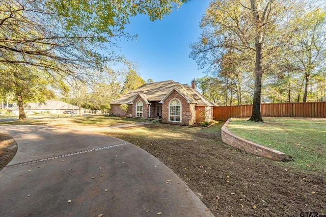 $585,000 | 9545 Tosha Lane, Flint, TX 75762
