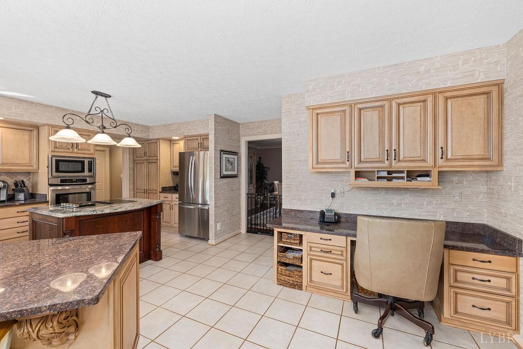 112 Haines Point Terrace Forest, VA 24551 - Photo 19 of 83