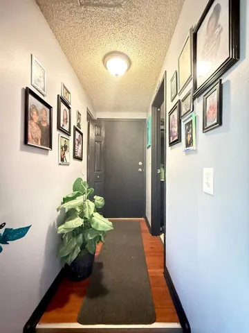 $180,000 | 157 North Gregory Street, Unit 2, Aurora, IL 60504