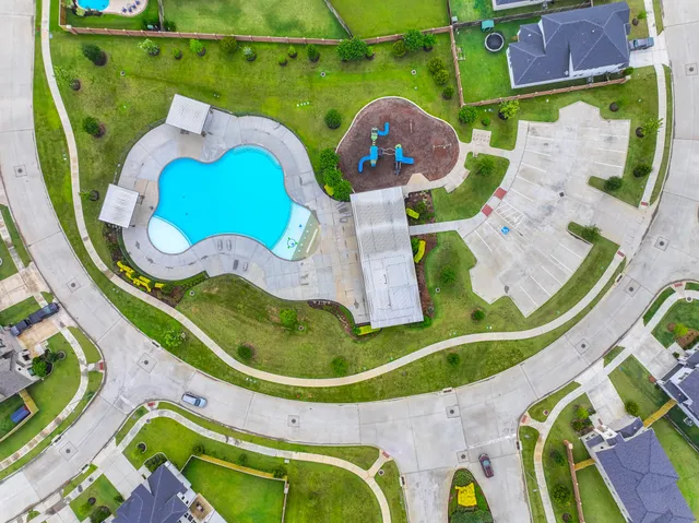 $619,000 | 1206 Raburn Run Lane, Tomball, TX 77375