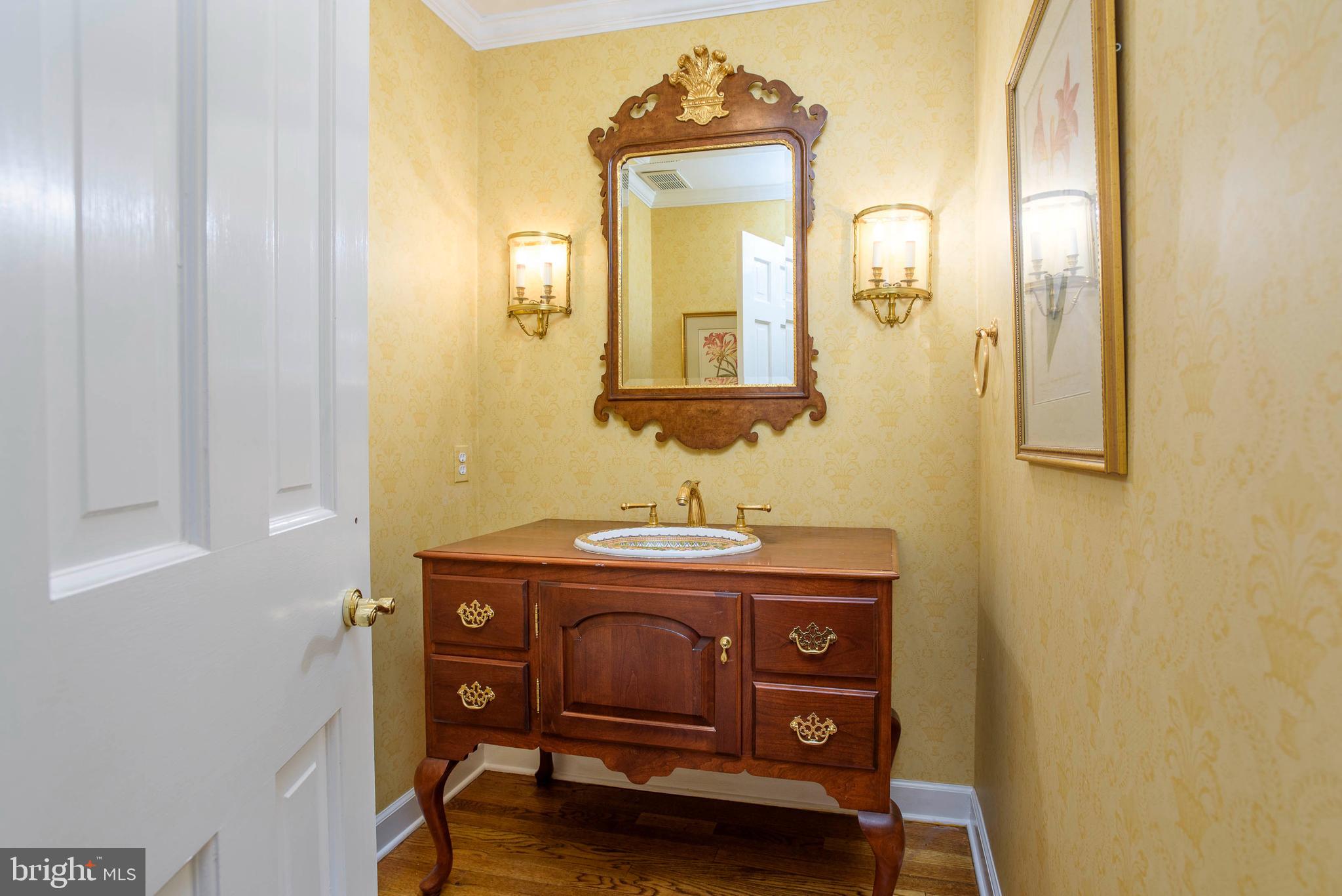 7950 Bloomfield Road Easton, MD 21601 - Photo 27 of 57 First Floor Half Bath