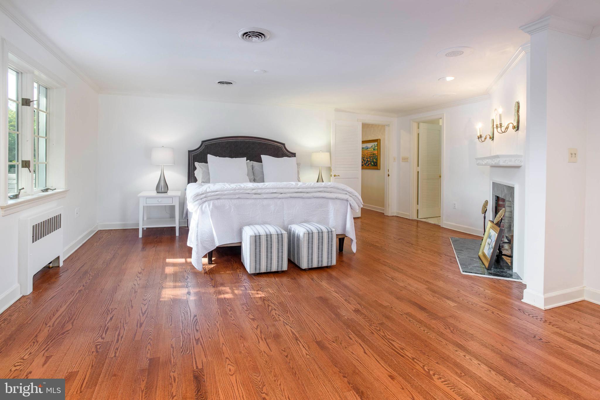 7950 Bloomfield Road Easton, MD 21601 - Photo 36 of 57 2nd Floor Primary Bedroom