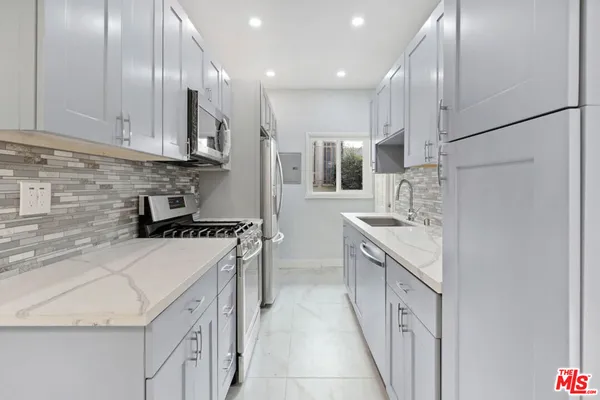 $4,275 | 9623 Charleville Boulevard, Beverly Hills, CA 90212