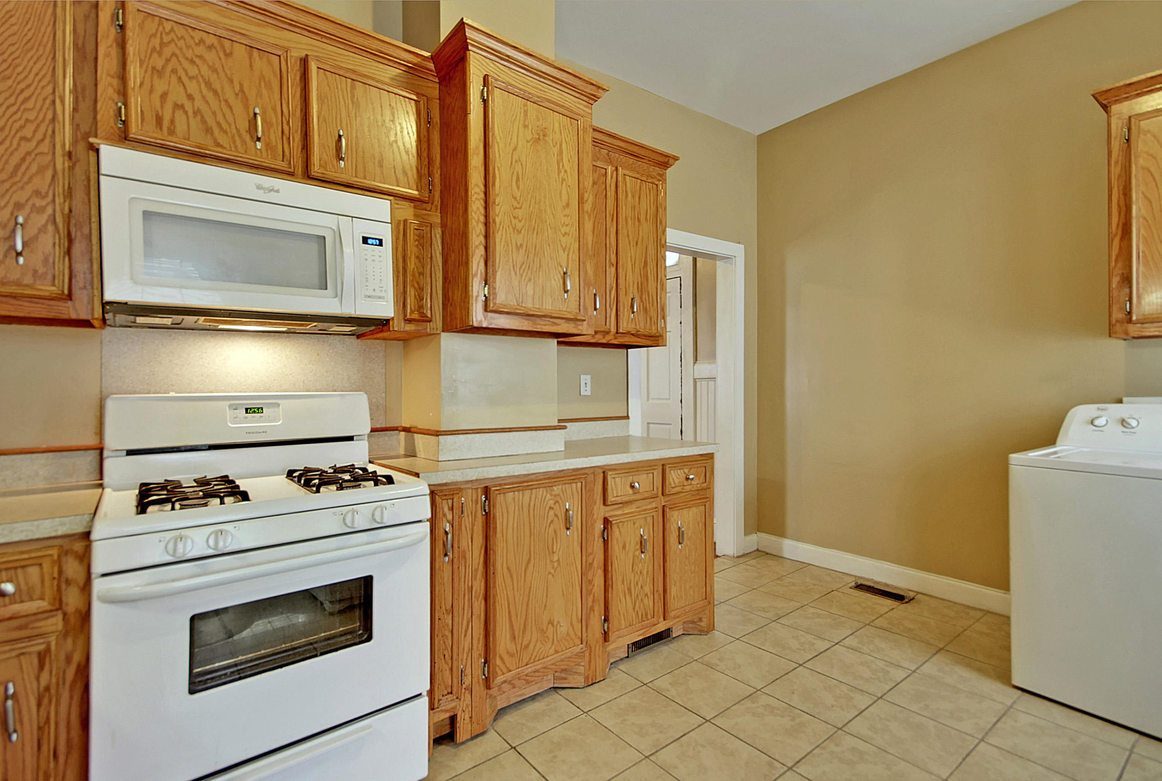 10 Woolfe Street Charleston, SC 29403 - Photo 12 of 34 5c