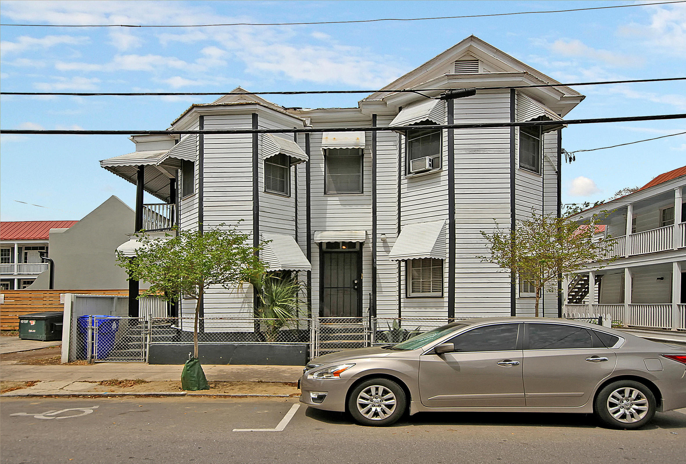 10 Woolfe Street Charleston, SC 29403 - Photo 3 of 34 1b