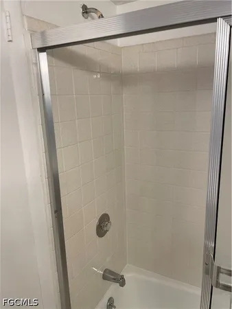 $1,450 | 4906 Victoria Drive, Unit 313, Cape Coral, FL 33904