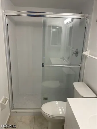 $1,450 | 4906 Victoria Drive, Unit 313, Cape Coral, FL 33904