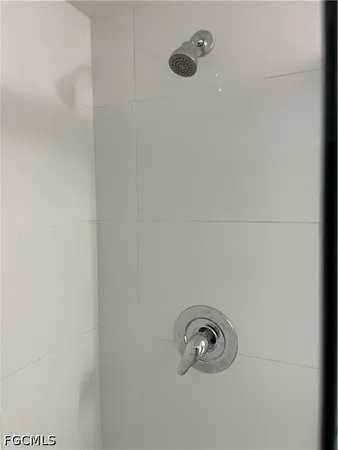 $1,450 | 4906 Victoria Drive, Unit 313, Cape Coral, FL 33904