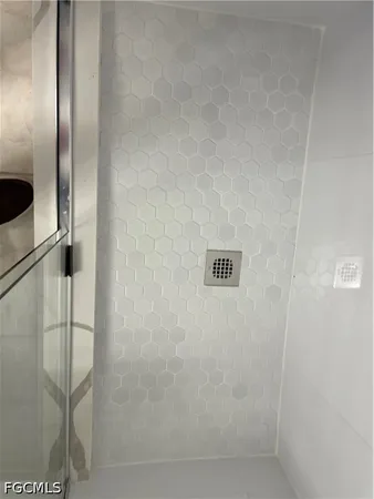 $1,450 | 4906 Victoria Drive, Unit 313, Cape Coral, FL 33904