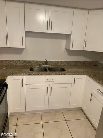 $1,450 | 4906 Victoria Drive, Unit 313, Cape Coral, FL 33904