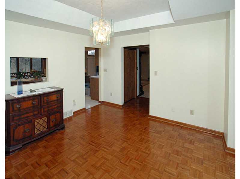 2208 Haymaker Road Monroeville, PA 15146 - Photo 7 of 23 Dining Room.