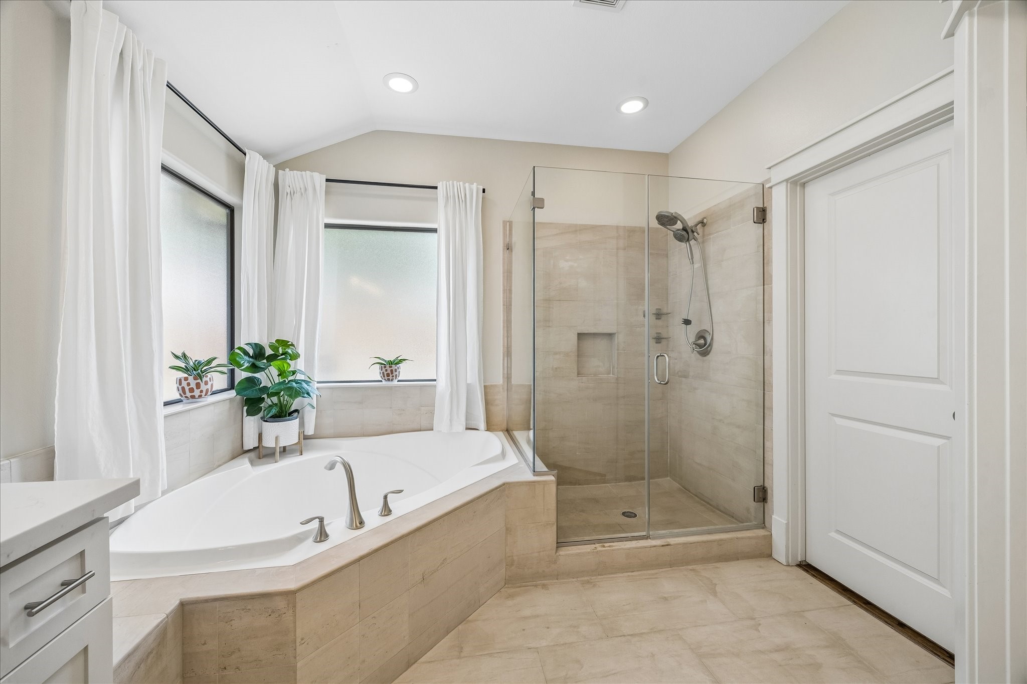 1722 Lamonte Lane Houston, TX 77018 - Photo 14 of 34