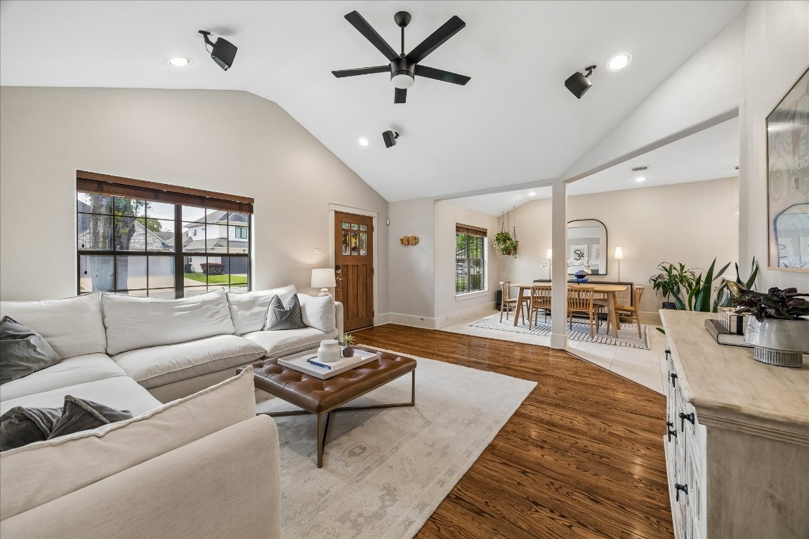 1722 Lamonte Lane Houston, TX 77018 - Photo 3 of 34 a living room with furniture and wooden floor