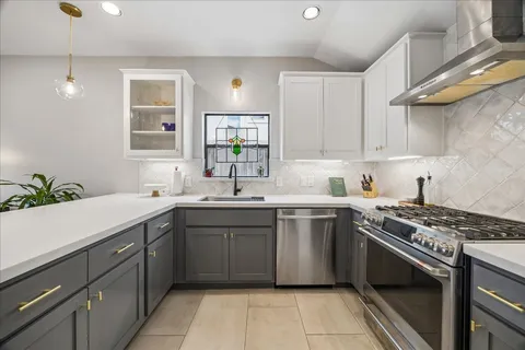 $799,000 | 1722 Lamonte Lane, Houston, TX 77018