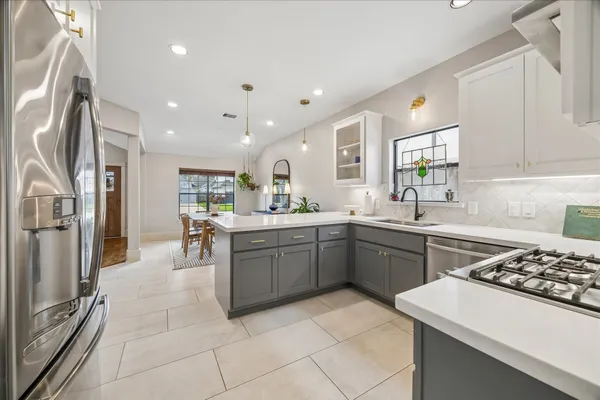 $799,000 | 1722 Lamonte Lane, Houston, TX 77018