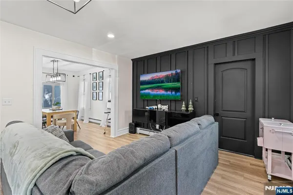 $535,000 | 44 Richelieu Place, Newark, NJ 07106