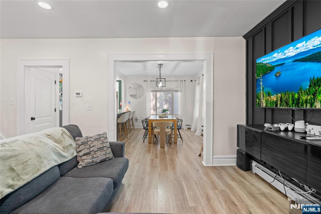 44 Richelieu Place Newark, NJ 07106 - Photo 3 of 9