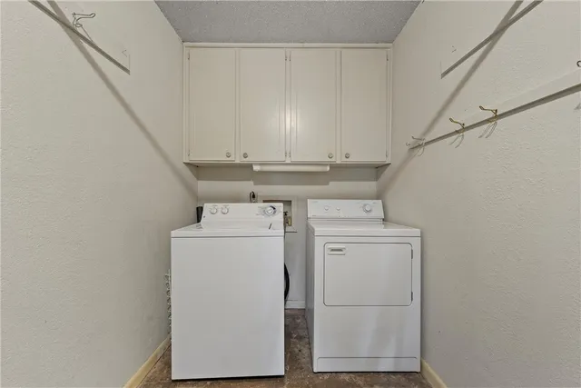 $275,000 | 524 East Avenue D, Rosebud, TX 76570