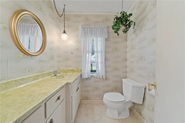 $275,000 | 524 East Avenue D, Rosebud, TX 76570