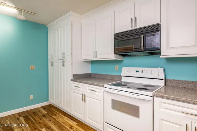 $440,000 | 905 Glennshire Drive, Knoxville, TN 37923