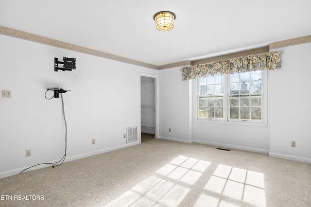 $440,000 | 905 Glennshire Drive, Knoxville, TN 37923