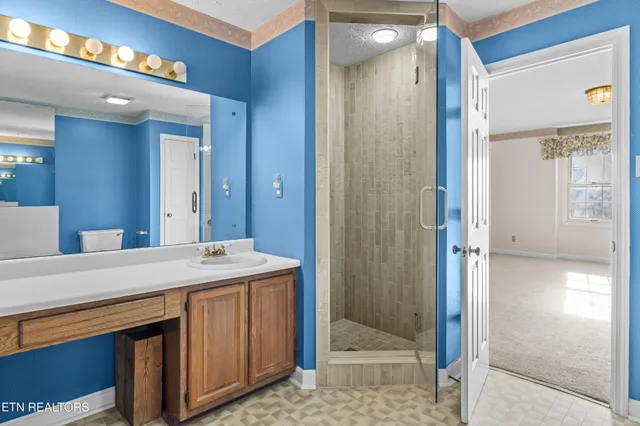 $440,000 | 905 Glennshire Drive, Knoxville, TN 37923