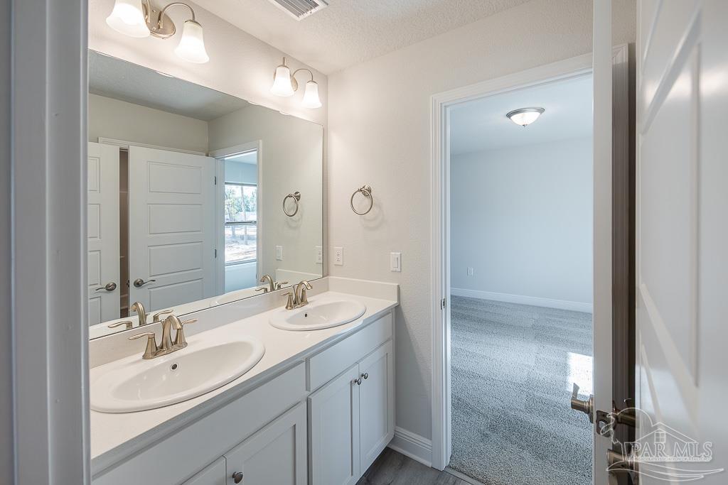 5956 Parsonage Circle Milton, FL 32570 - Photo 14 of 36