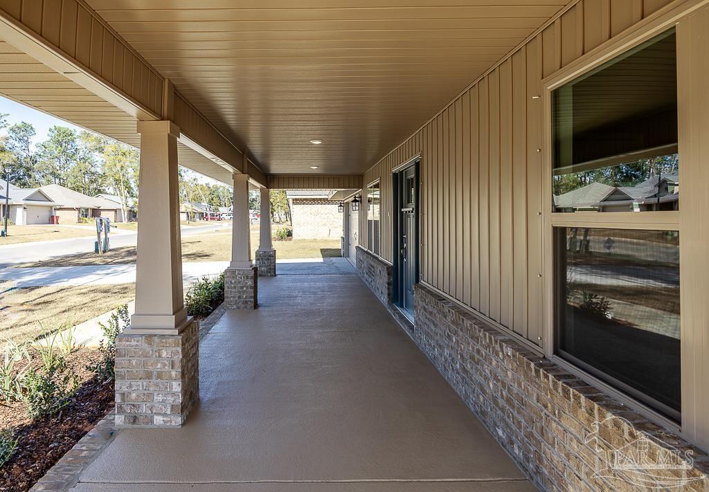 5956 Parsonage Circle Milton, FL 32570 - Photo 2 of 36