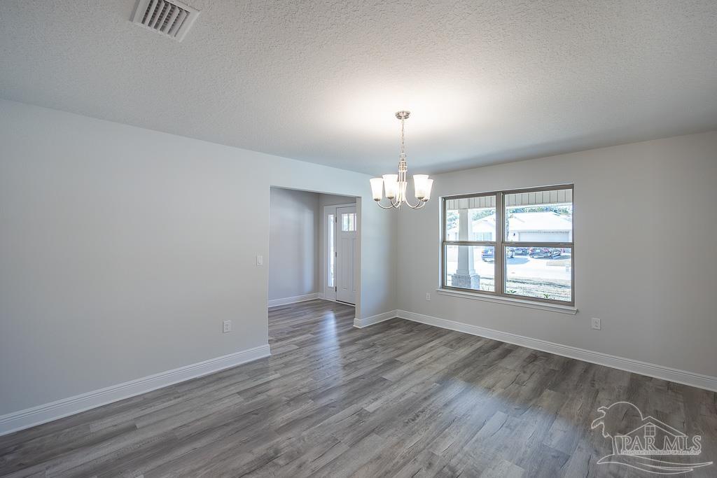 5956 Parsonage Circle Milton, FL 32570 - Photo 9 of 36