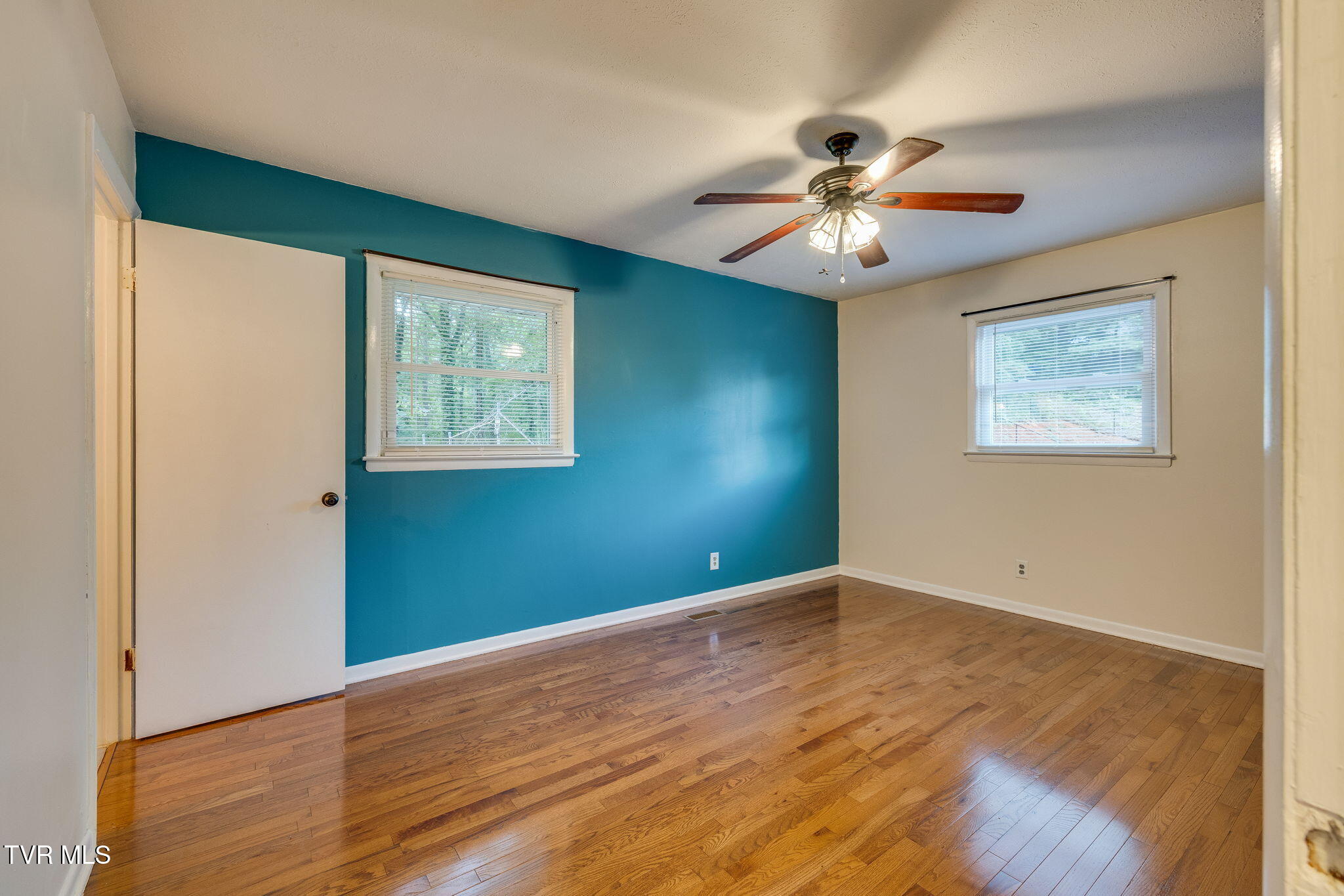 3513 Crest Road Kingsport, TN 37664 - Photo 15 of 30 015
