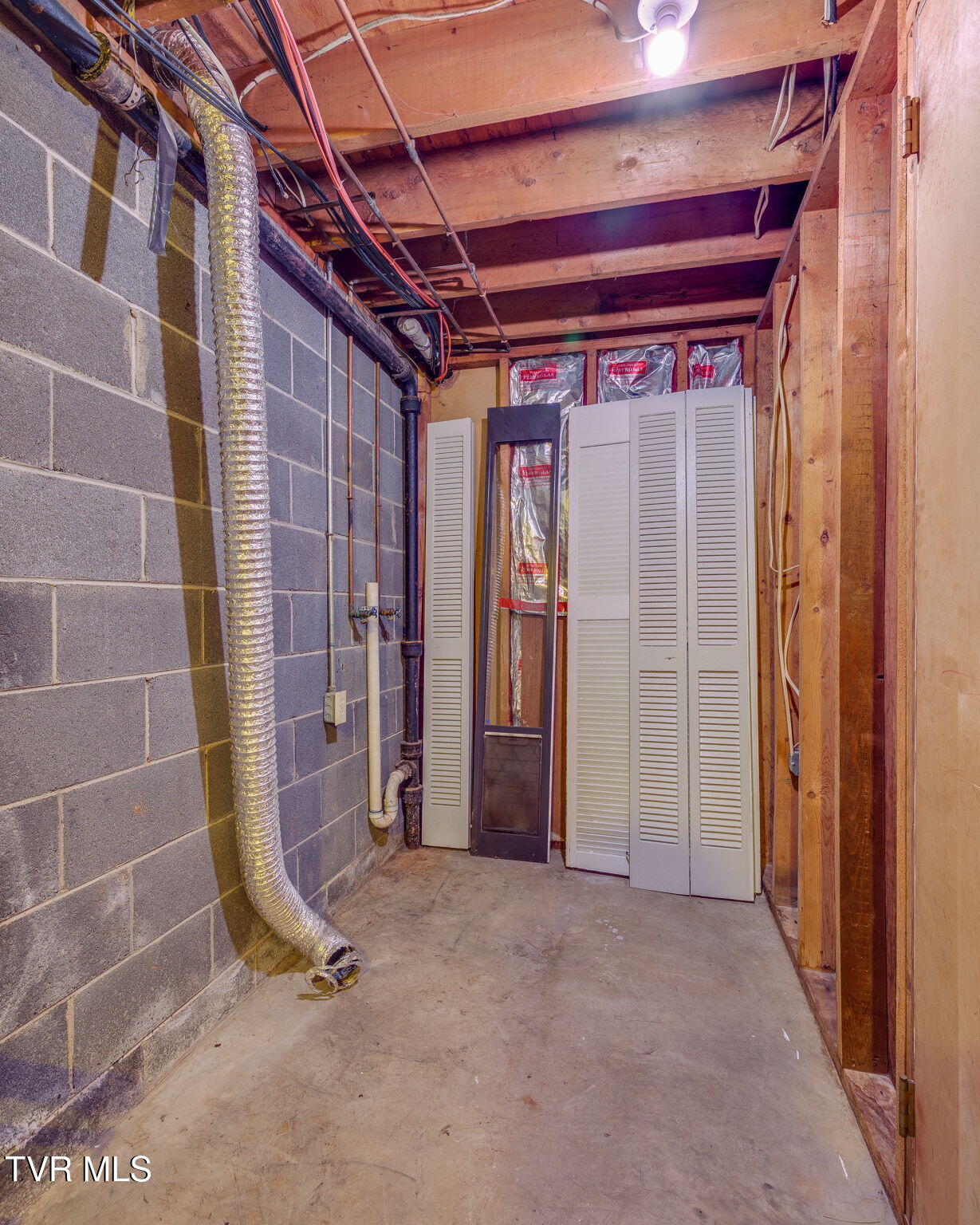 3513 Crest Road Kingsport, TN 37664 - Photo 27 of 30 027