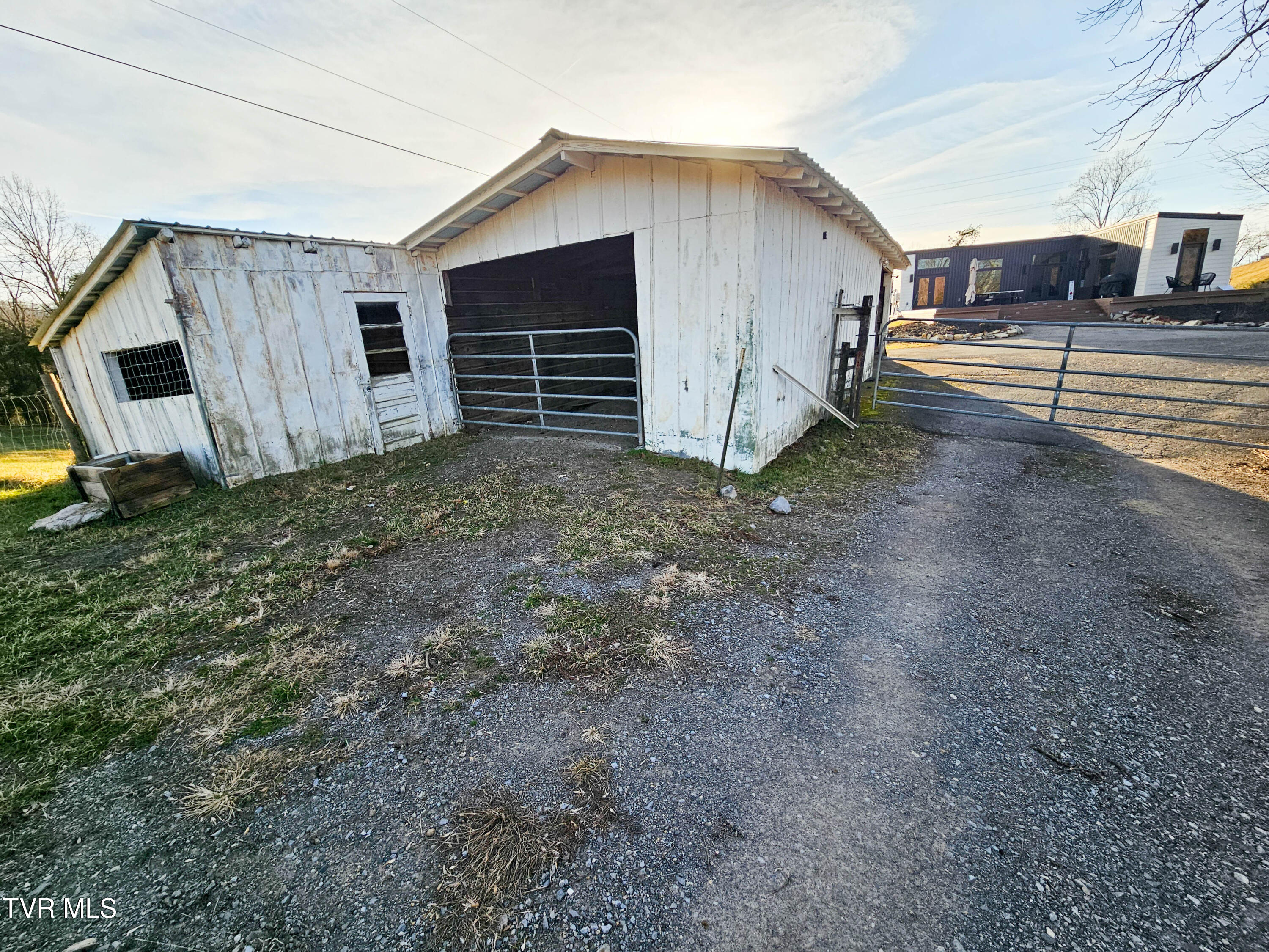 760 Church Road Fall Branch, TN 37656 - Photo 15 of 49 20260105_160515