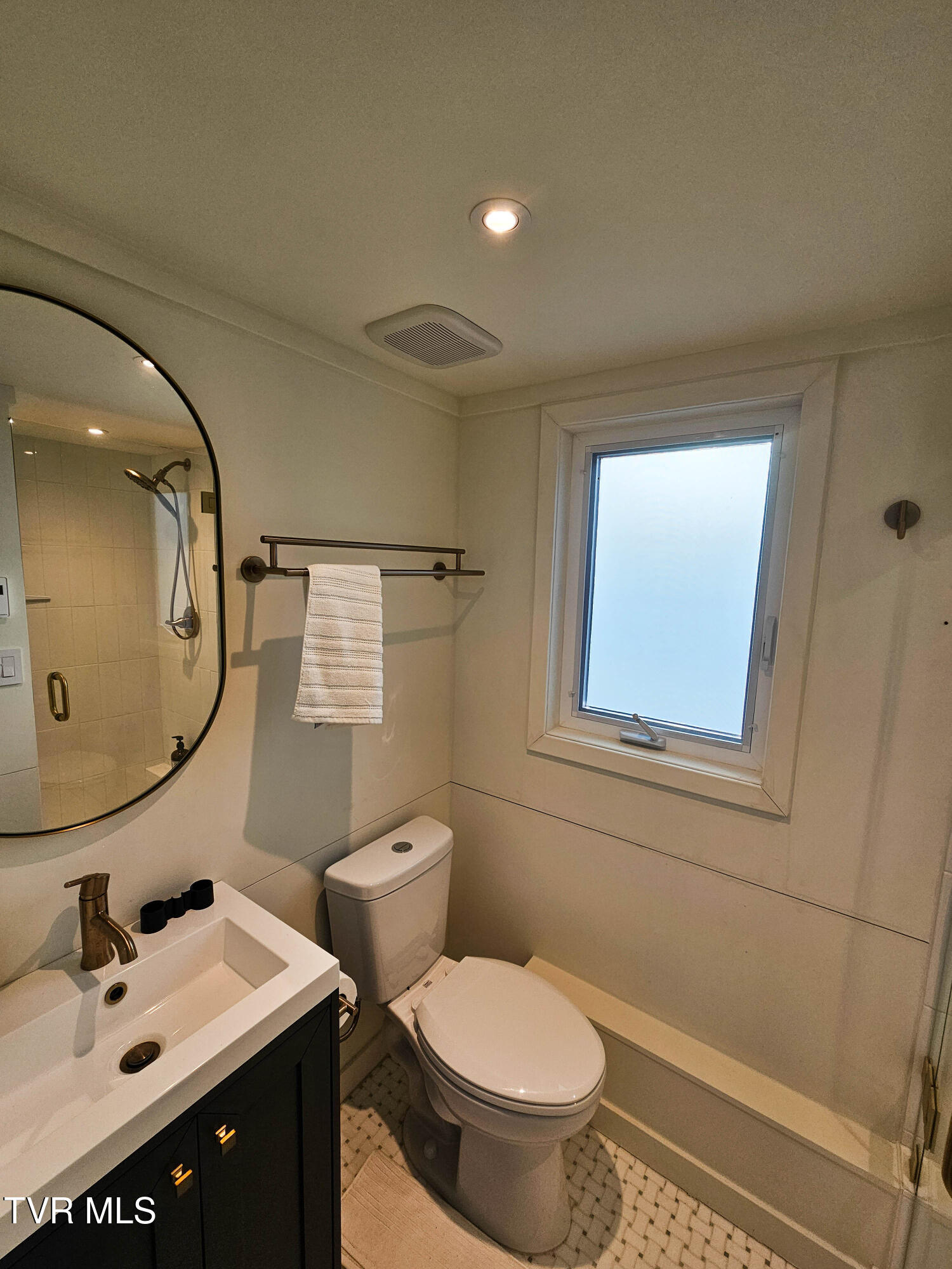 760 Church Road Fall Branch, TN 37656 - Photo 24 of 49 20260105_153103