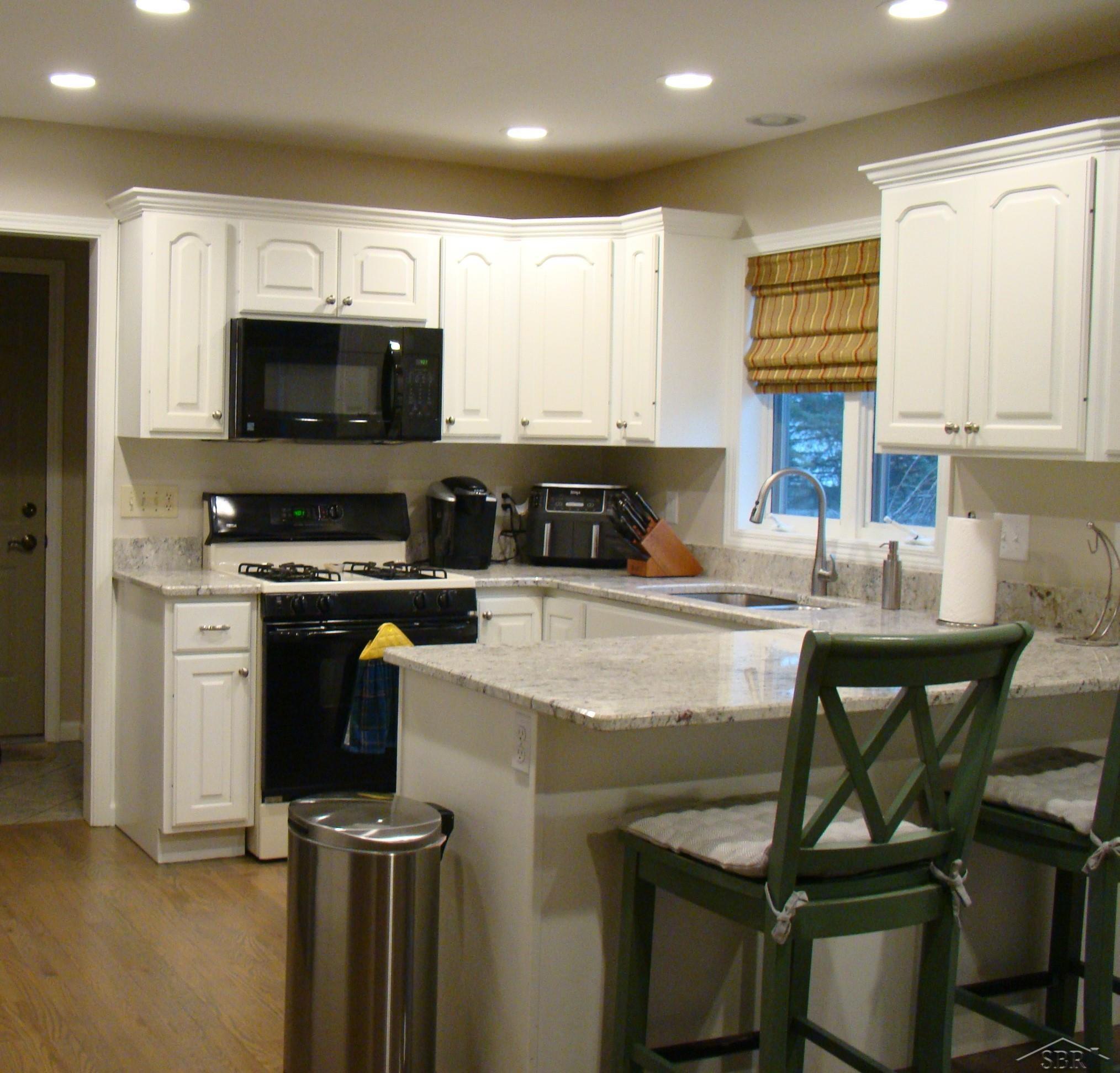 1696 Short Road Saginaw, MI 48609 - Photo 12 of 32 50097100-11.JPG