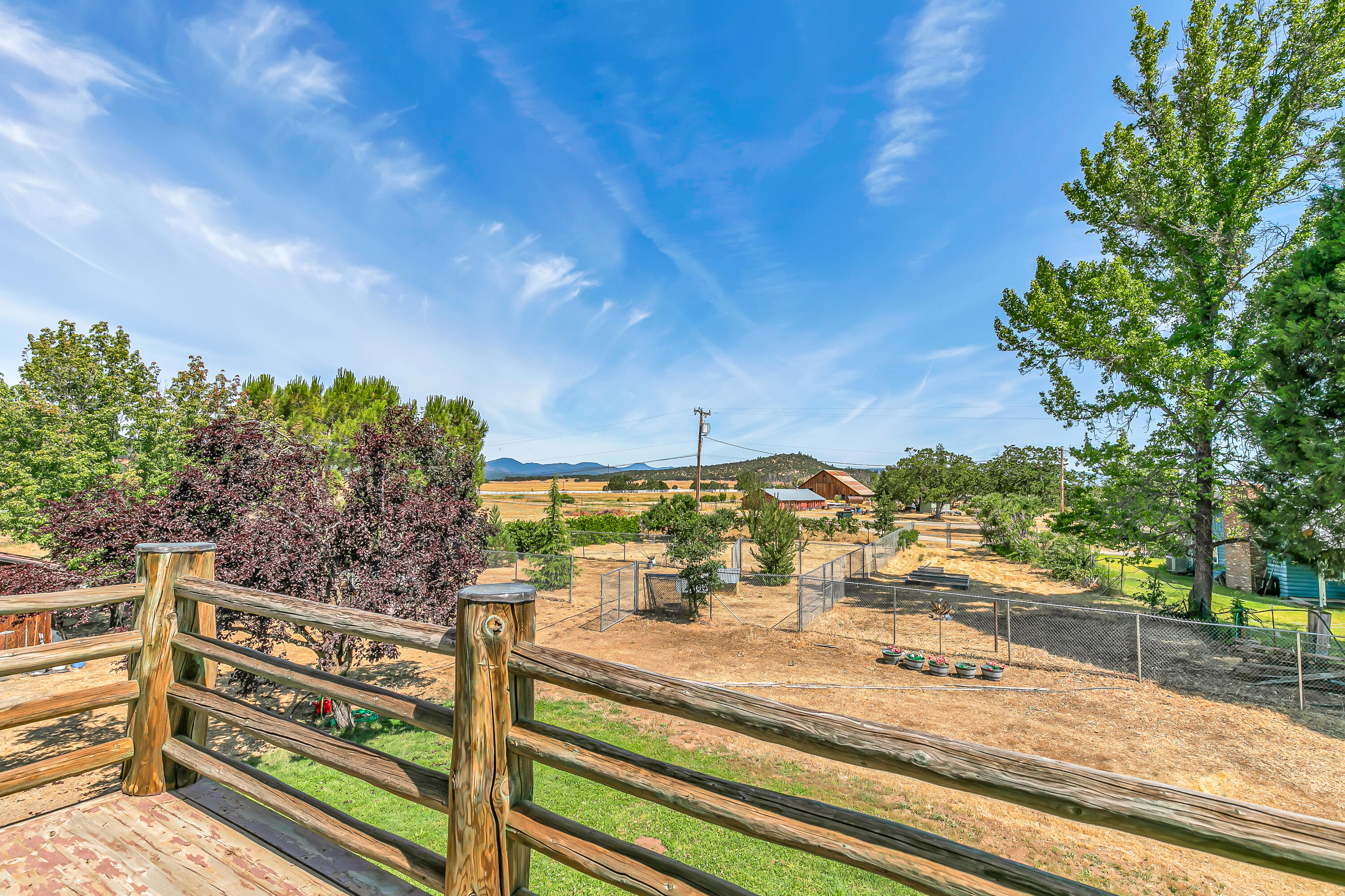 11322 Modoc Road White City, OR 97503 - Photo 4 of 53