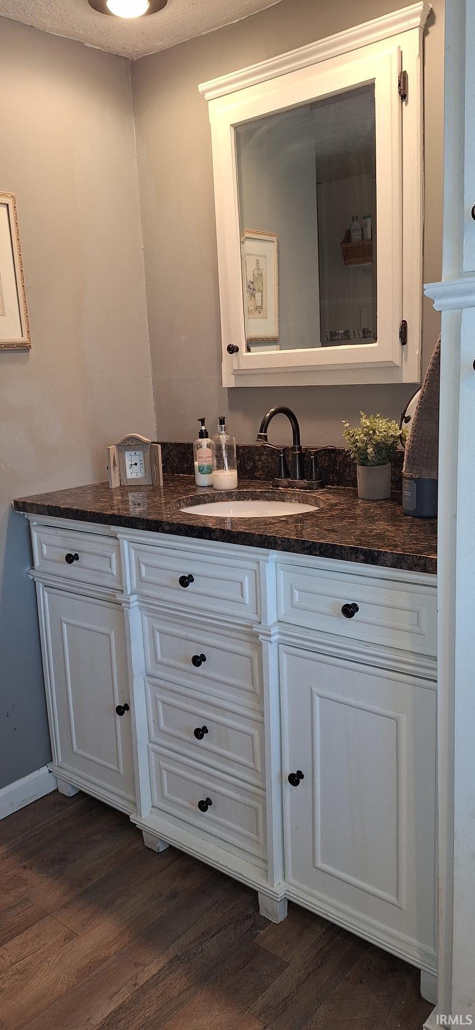 9218 North Koher Road East Syracuse, IN 46567 - Photo 12 of 16