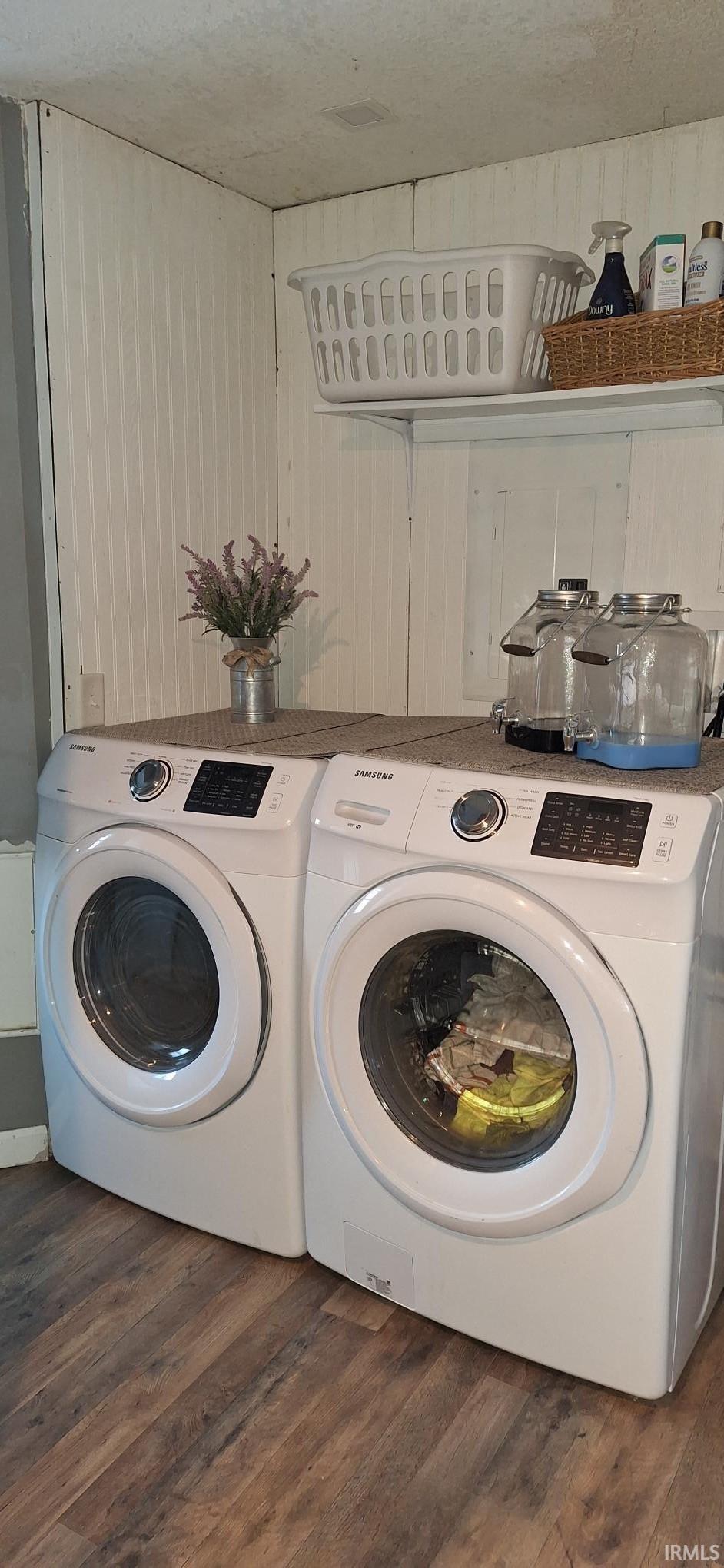 9218 North Koher Road East Syracuse, IN 46567 - Photo 15 of 16