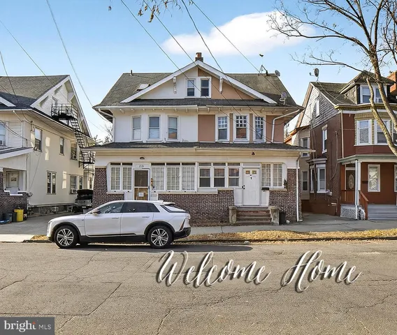 $2,300 | 713 Monmouth Street, Trenton, NJ 08609