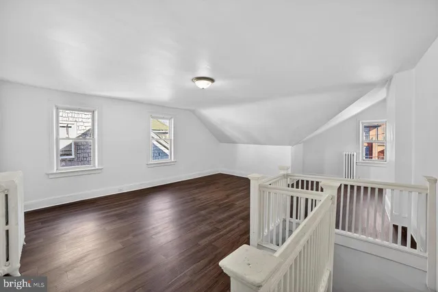 $2,300 | 713 Monmouth Street, Trenton, NJ 08609