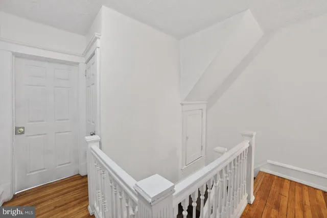 $2,300 | 713 Monmouth Street, Trenton, NJ 08609