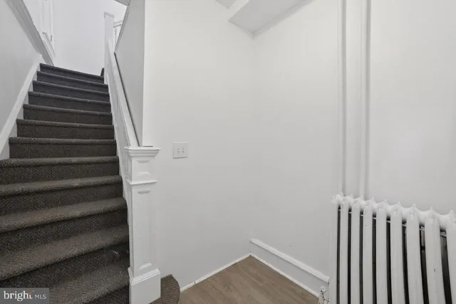 $2,300 | 713 Monmouth Street, Trenton, NJ 08609
