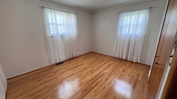 $239,900 | 13442 Kerr Street, Southgate, MI 48195
