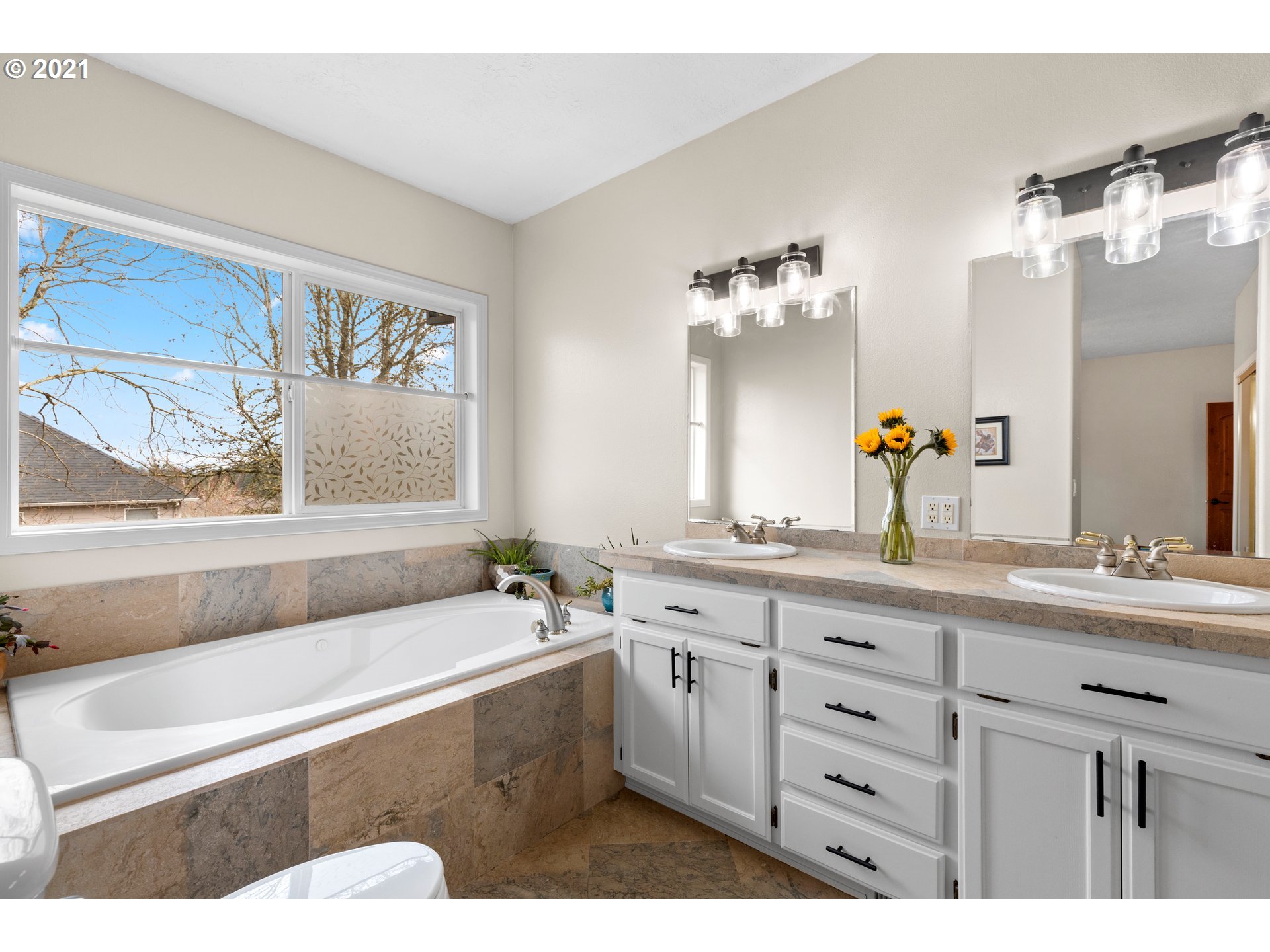 23900 Southwest Scott Ridge Terrace Sherwood, OR 97140 - Photo 12 of 32 Gallery Image 12