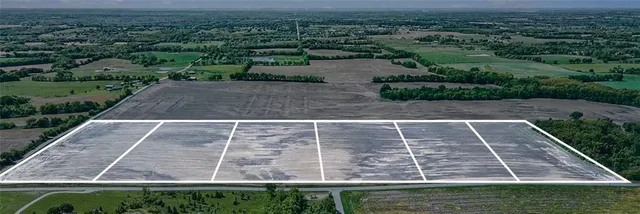 $279,000 | 3 92nd Highway, Smithville, MO 64089